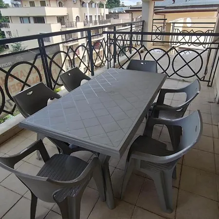 Europroperties Iglika Апартаменты